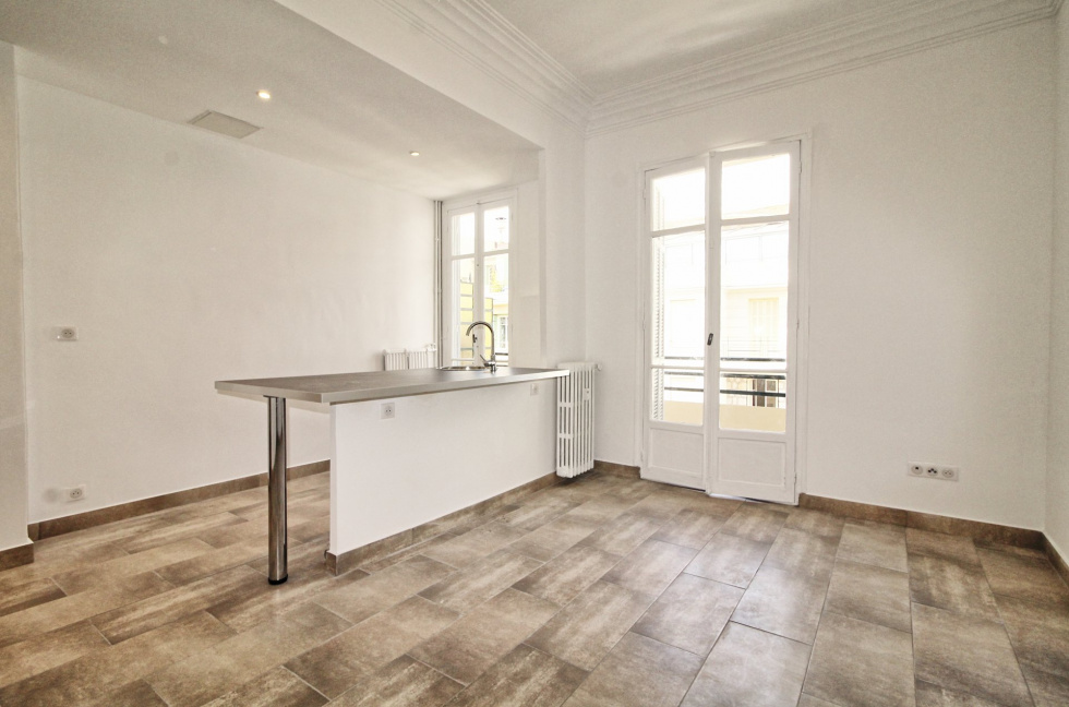 Vente Appartement 25m² 1 Pièce à Nice (06100) - Parc Immobilier