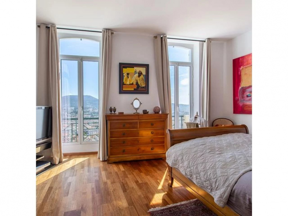 Vente Maison 262m² 7 Pièces à Nice (06000) - Parc Immobilier