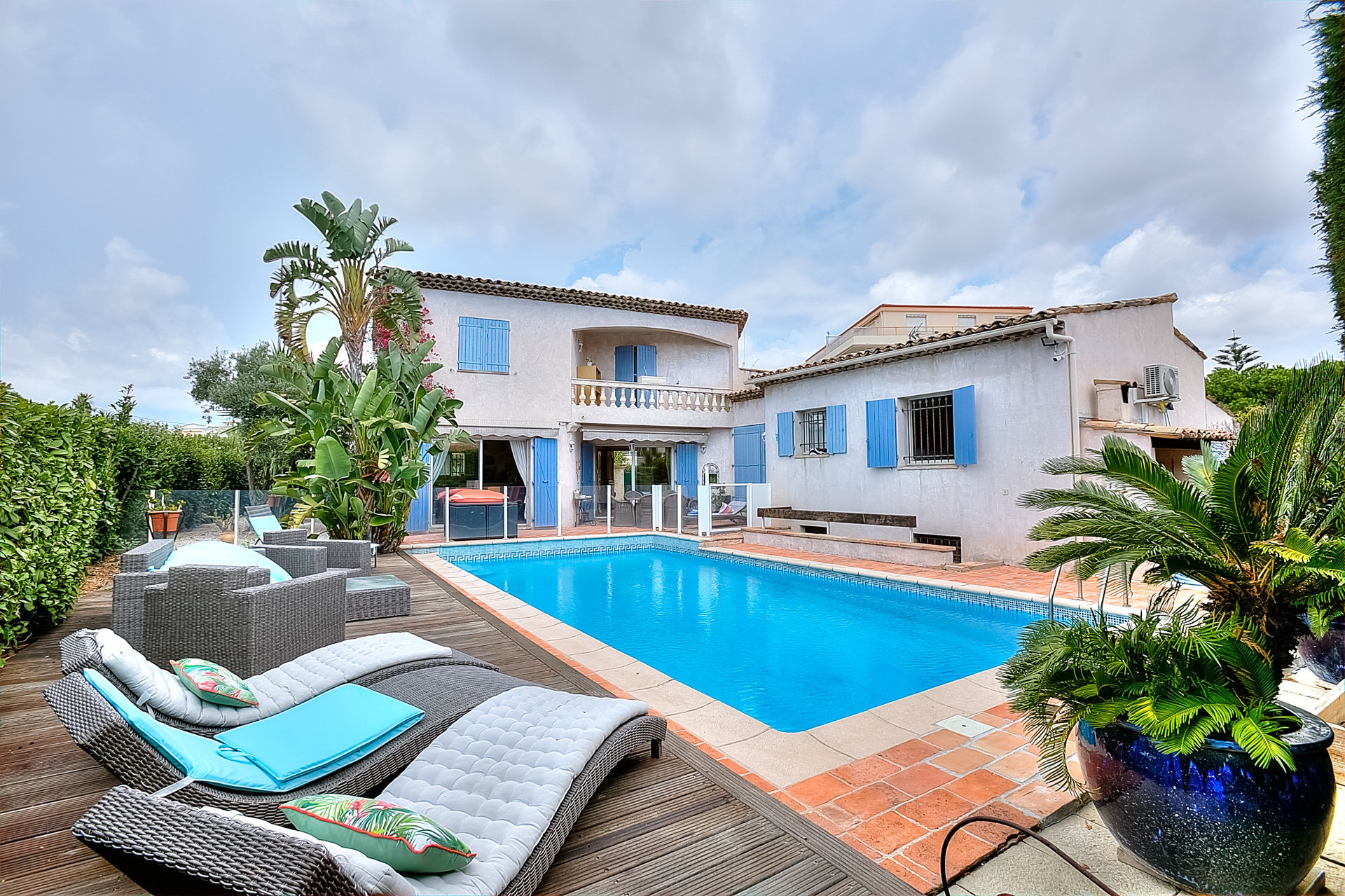 Très belle villa, Centre de St Laurent Parc Immobilier